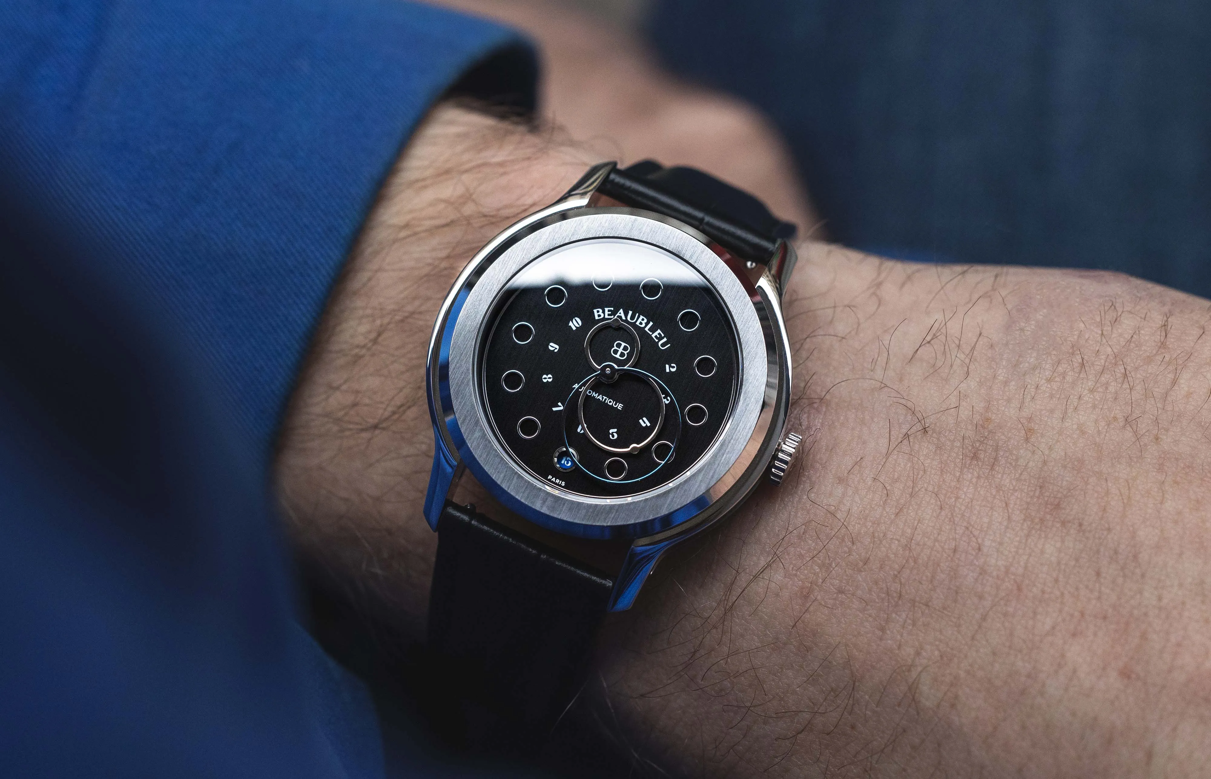 BEAUBLEU Vitruve Date Black