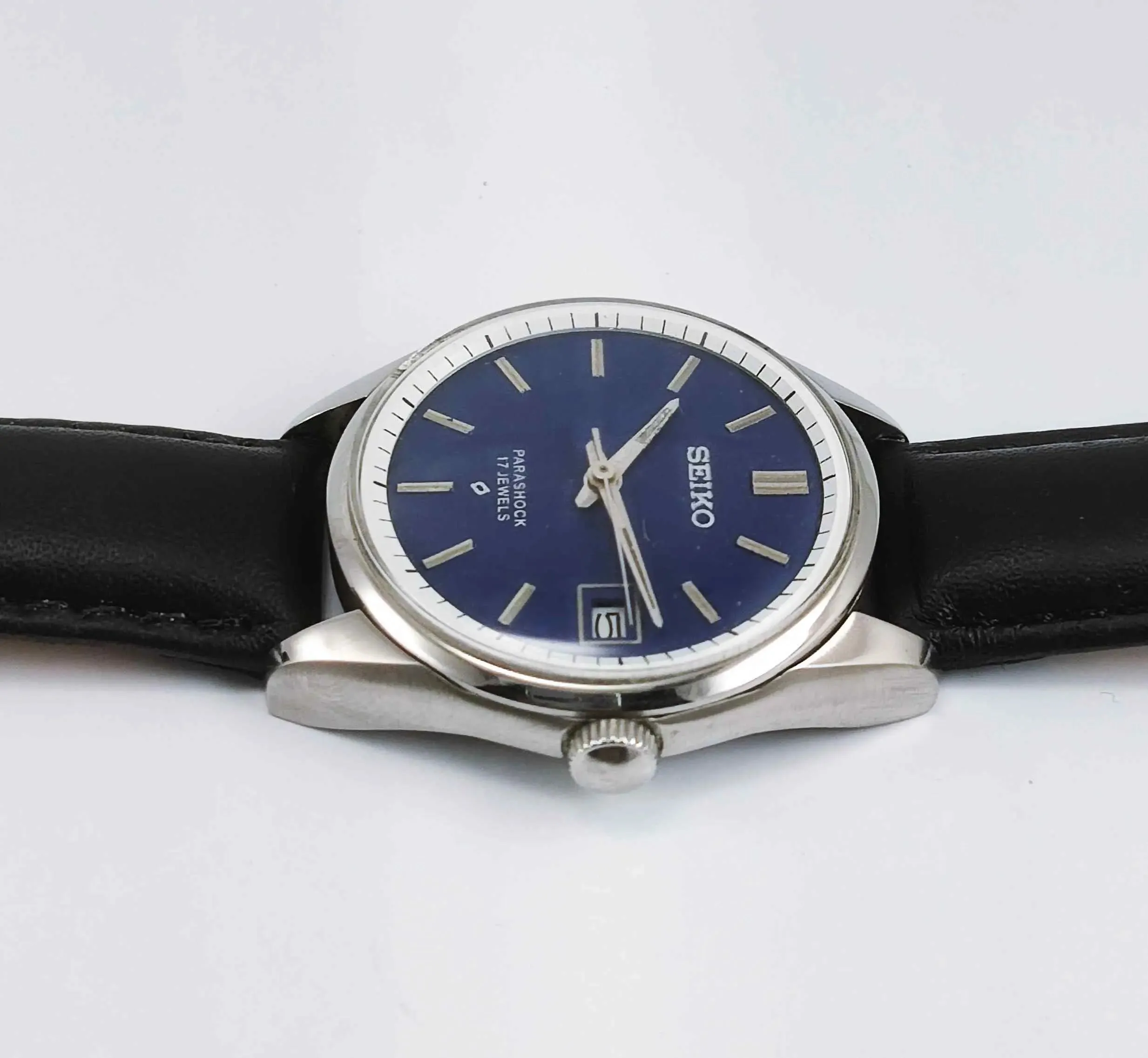 Seiko 6602B Para Shock 17 Jewels Handwinding Blue Dial Date Window Men's Watch